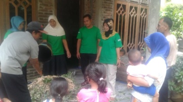 Pendampingan warga untuk pembuatan pupuk Alami di Wonosobo